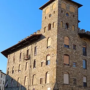 https://apt-castle.it-tuscanyhotel.com