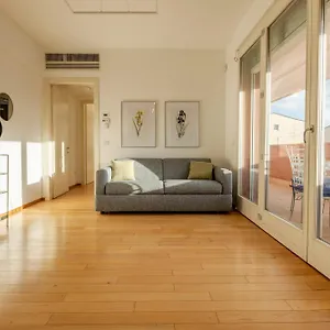 https://appartamento-iris-due-ampie-terrazze-vista-duomo.it-tuscanyhotel.com