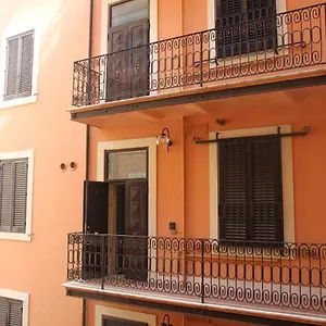 Colosseo Smart Flat Apartment